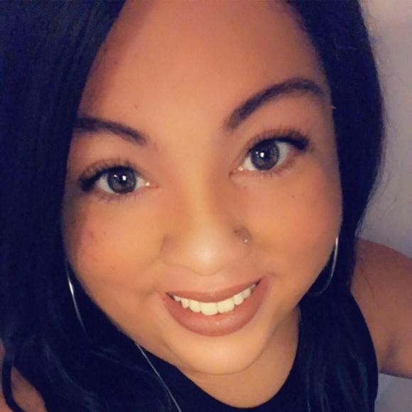 Meet your Posher, Renee - Picture 1 of 1